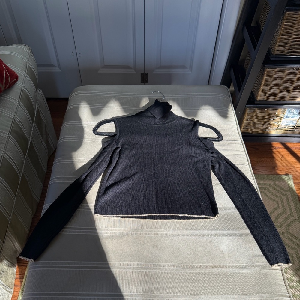 Zara Knit Black Cold Shoulder Top